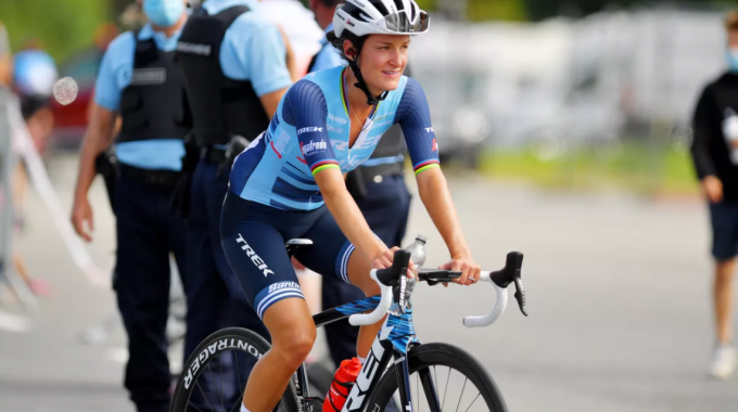 La campeona femenina de París-Roubaix dijo que es probable que esta carrera la gane una «ciclista completa»