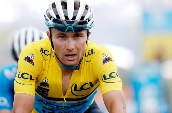 Lutsenko pone su mirada en el podio del Tour de Francia